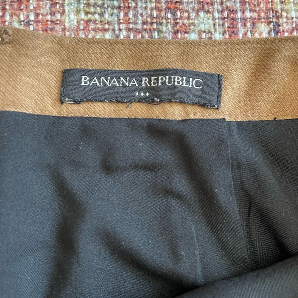 Classic Banana Republic size 2 Tan/Brown Pencil Skirt - Picture 5 of 9